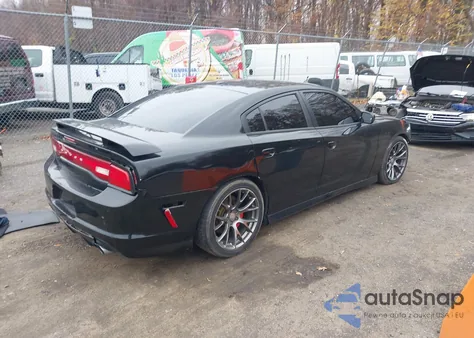 2013 Dodge Charger Srt8 from USA, damaged, VIN 2C3CDXEJXDH507408